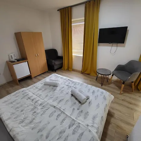 Apartment Pegasus Pestani *